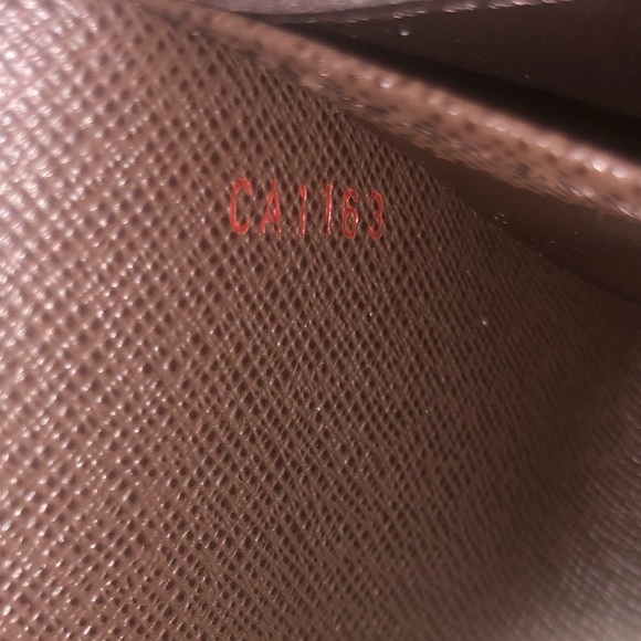 SOLD - Louis Vuitton Sarah Wallet DE - VINTAGE - Picture 7 of 11